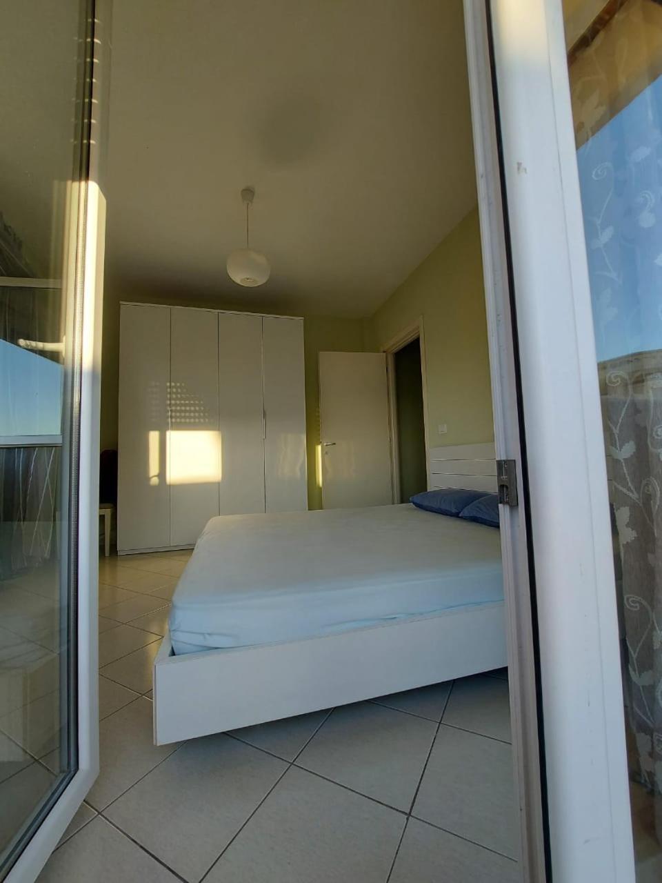 Edan Apartments วญอเรอ ภายนอก รูปภาพ